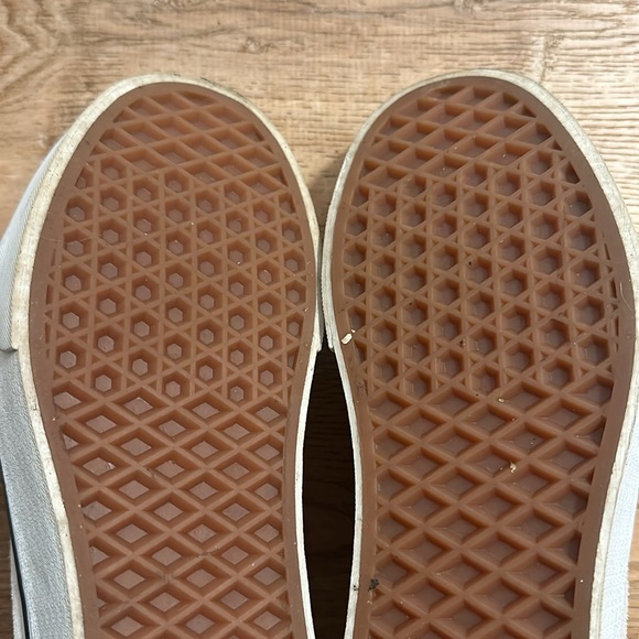 Vans - Picture 4 of 4